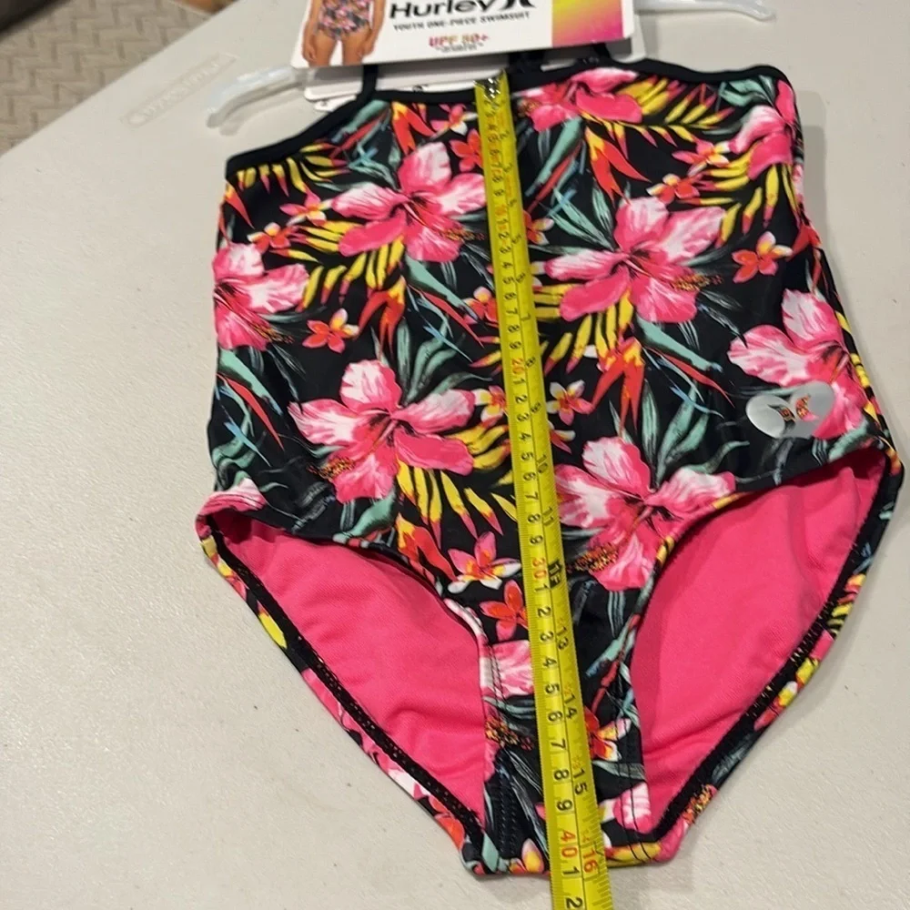 Hurley - Girls One Piece Bathing Swim Suit. Razor Back. UPF 50. Size 5/6. NWT
